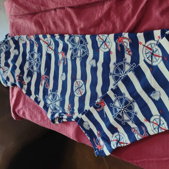 Nautical plus size leggings, NWOT - Picture 3 of 5